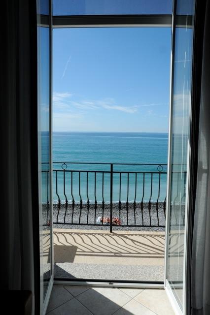 Holiday'S Beach Aparthotel Ventimiglia Exterior foto