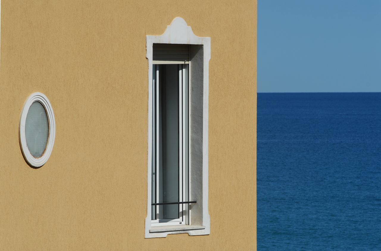 Holiday'S Beach Aparthotel Ventimiglia Exterior foto