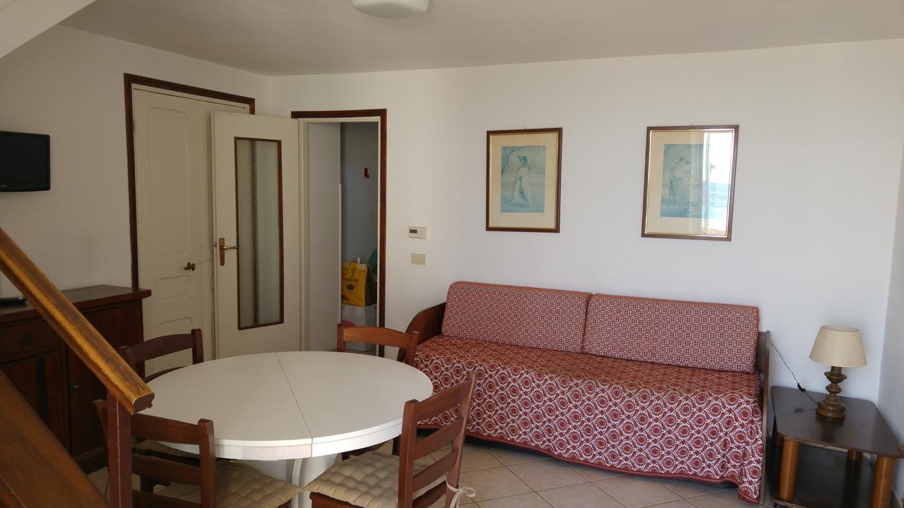 Holiday'S Beach Aparthotel Ventimiglia Exterior foto